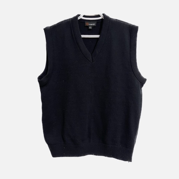 Vintage v-neck sweater vest. - Picture 2 of 3